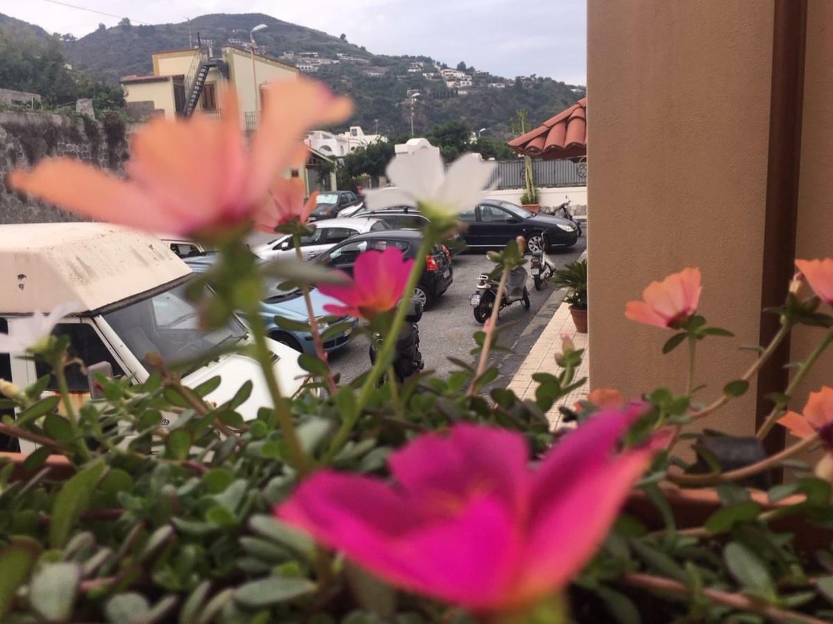 Casa Mafalda B&B Lipari  Bagian luar foto